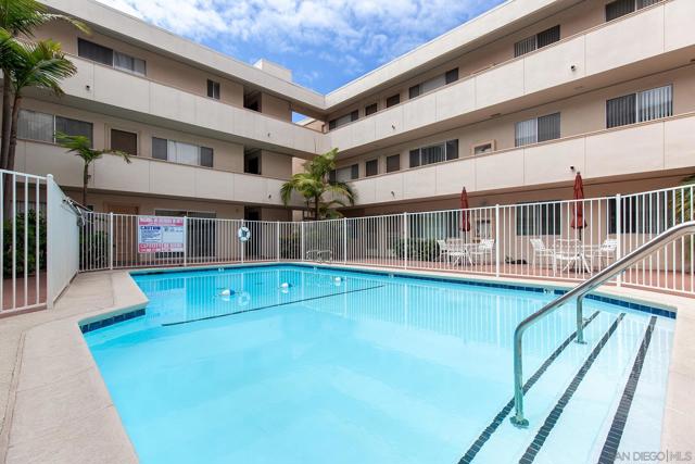 5015 Cape May Ave, San Diego CA: https://media.crmls.org/mediaz/8355c377-0611-479a-acef-938a91298fb0.jpg