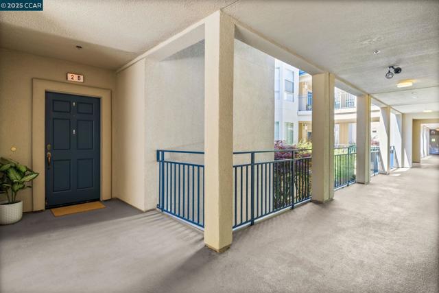 5920 Horsemans Canyon Dr, Walnut Creek CA: https://media.crmls.org/mediaz/8356ba7d-0ee2-4d00-b906-2e8196be7646.jpg