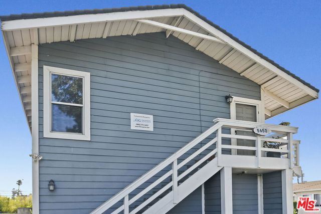5648 Riverton Avenue, North Hollywood CA: https://media.crmls.org/mediaz/8357ed11-886a-4e78-a827-66760b951ed7.jpg