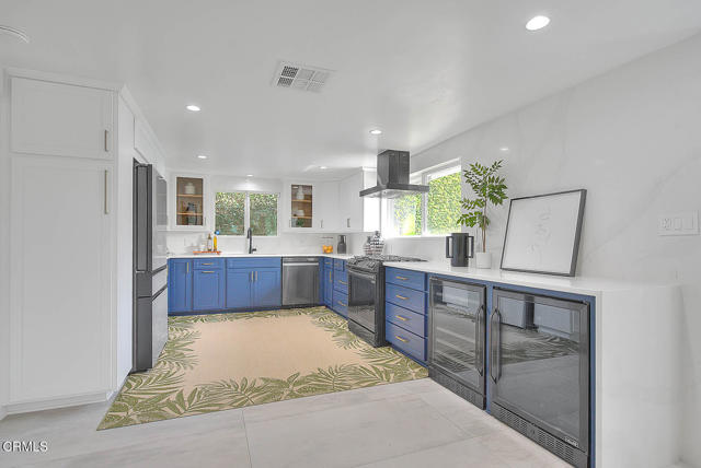 Detail Gallery Image 6 of 21 For 1420 Riviera Dr, Pasadena,  CA 91107 - 3 Beds | 2 Baths