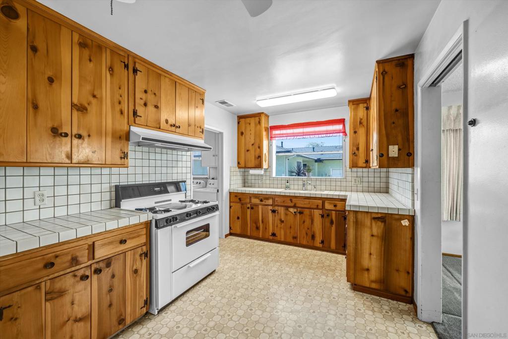 5533 Elgin Ave - photo 11