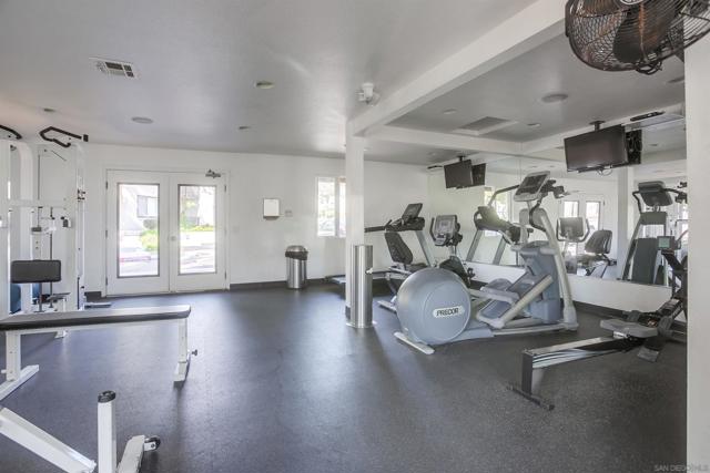 3513 Caminito Sierra, Carlsbad CA: https://media.crmls.org/mediaz/8358a543-5e6c-4752-8d26-52f0b4a17ea0.jpg