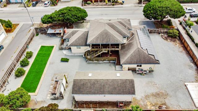415 Kelly Avenue, Half Moon Bay CA: https://media.crmls.org/mediaz/8358c8c6-8e5d-4559-a8ec-bc9b61e70375.jpg