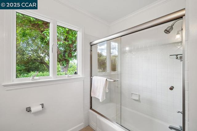 3159 Lucas Dr, Lafayette CA: https://media.crmls.org/mediaz/8358dc7e-ee93-488f-bab1-4d9268589489.jpg