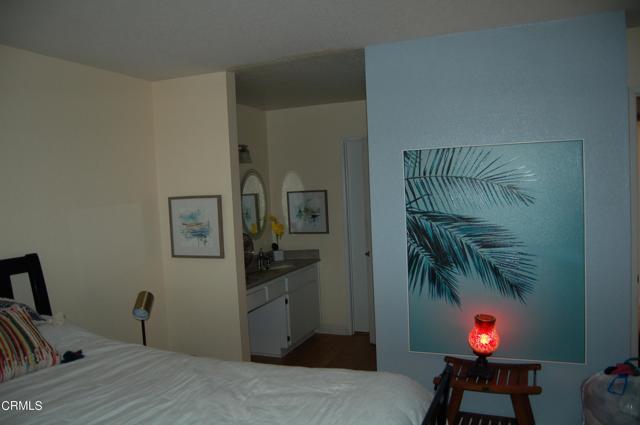 Detail Gallery Image 7 of 11 For 1251 San Simeon Ct #4,  Ventura,  CA 93003 - 2 Beds | 1/1 Baths