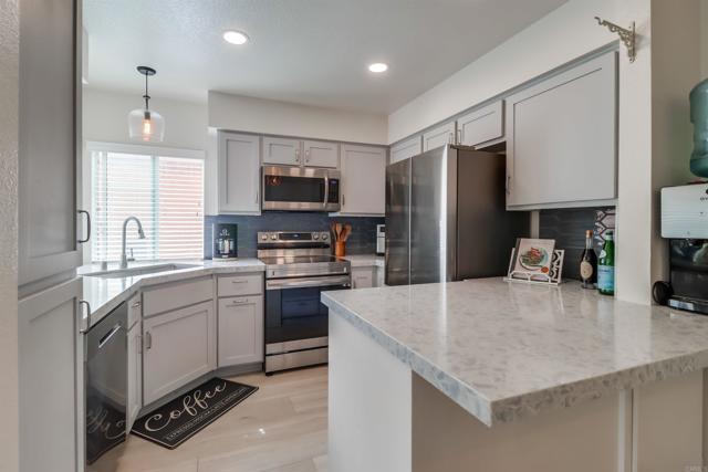 Detail Gallery Image 2 of 54 For 18752 Caminito Cantilena #176,  Rancho Bernardo (San Diego),  CA 92128 - 1 Beds | 1 Baths