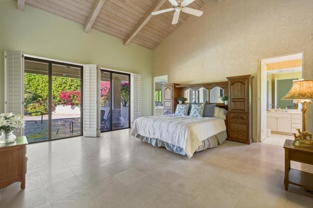 71170 W Thunderbird Terrace, Rancho Mirage CA: https://media.crmls.org/mediaz/835ae8e4-65fa-42ba-a18b-a61a4075613f.jpg
