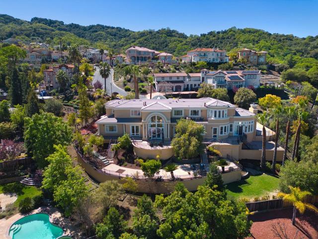7184 Glenview Drive, San Jose CA: https://media.crmls.org/mediaz/835b01c7-0f63-45fb-82d3-ec4e452290b4.jpg