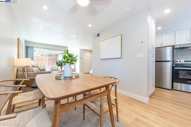 4562 Deerfield Ter, Fremont CA: https://media.crmls.org/mediaz/835c1488-dbd0-4e47-bac5-19974d5d3b1a.jpg