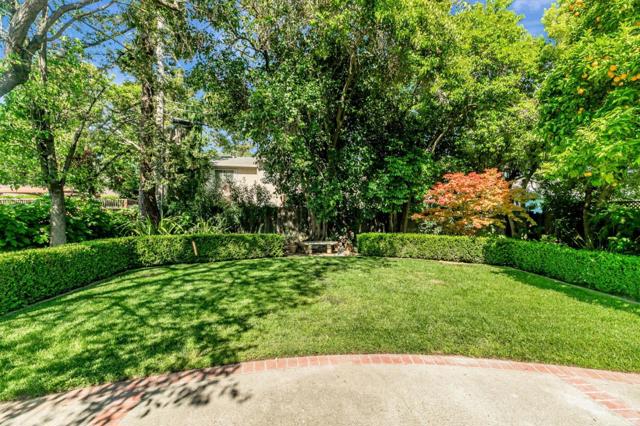 Image 75 of 90 For 130 17th Street
