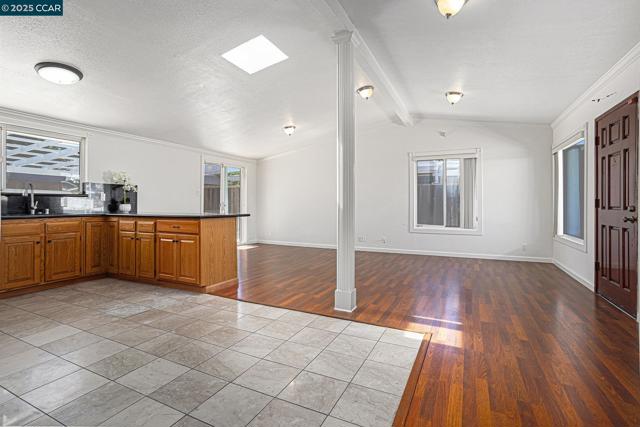 27675 Portsmouth Ave, Hayward CA: https://media.crmls.org/mediaz/835e4637-9a1d-471d-940d-cc35ddd26e14.jpg