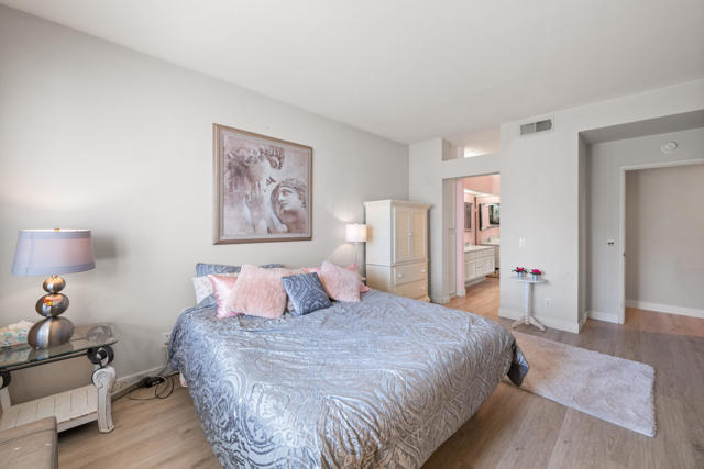 401 S El Cielo Road #49, Palm Springs, CA 92262