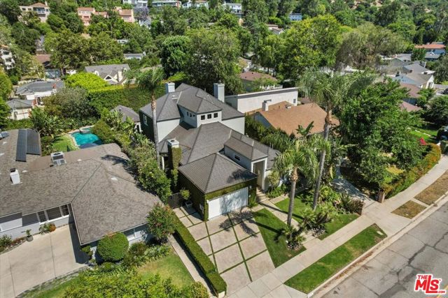 4216 Woodcliff Road, Sherman Oaks, California 91403, 6 Bedrooms Bedrooms, ,4 BathroomsBathrooms,Single Family Residence,For Sale,Woodcliff,24412043