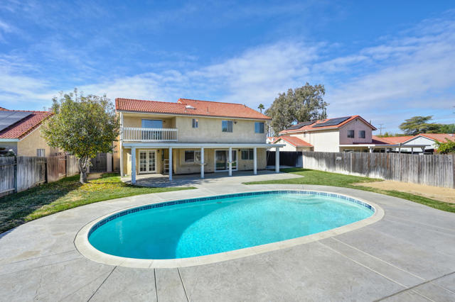 45478 Masters Drive, Temecula CA: https://media.crmls.org/mediaz/8361a5bc-d0d9-4066-a87c-7ea30ab90f8b.jpg