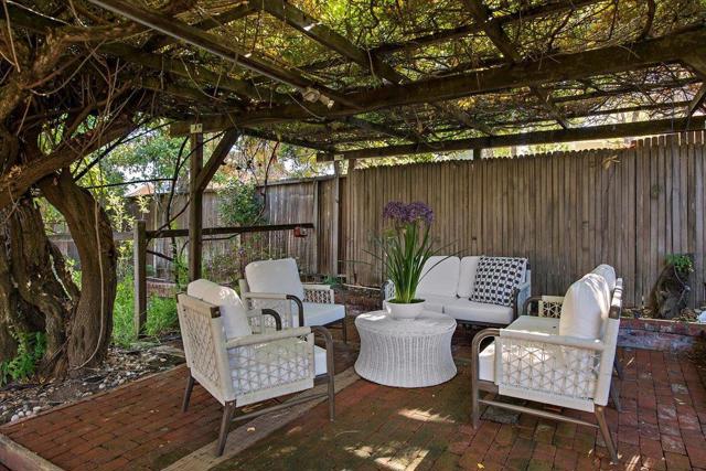 101 Glen Ridge Avenue, Los Gatos CA: https://media.crmls.org/mediaz/83622406-cd3a-49b6-81e1-bdd22806d700.jpg