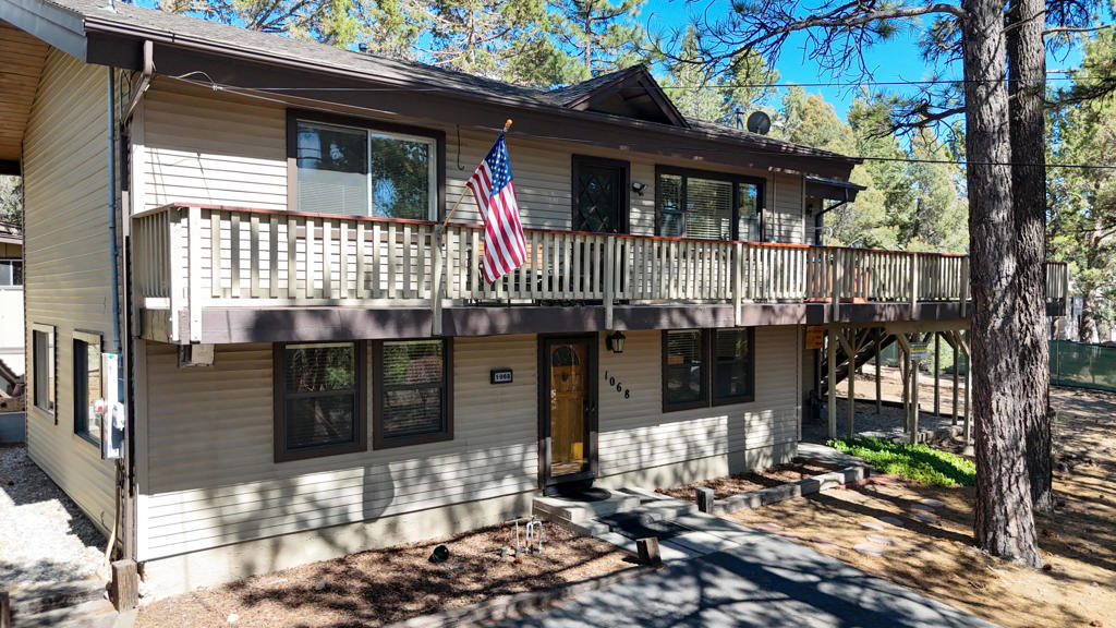 1068 Lookout Mountain Road