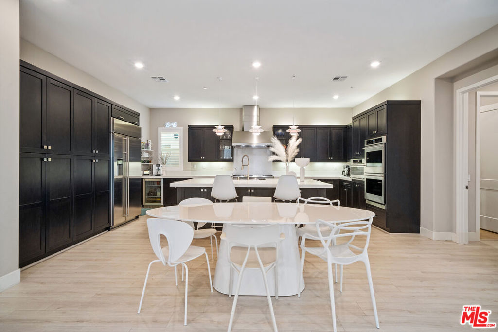 83632d45 9c0a 422a 84ad Ba6f34164905