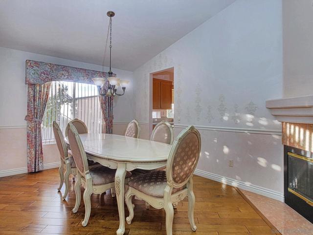 2338 LARKSPUR DR, Alpine CA: https://media.crmls.org/mediaz/8363be32-d34f-4a94-8efe-f7def51be901.jpg