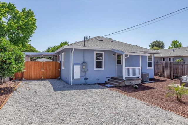535 Menker Avenue, San Jose CA: https://media.crmls.org/mediaz/8366357b-09b6-4d38-95ad-6877f2d5988e.jpg