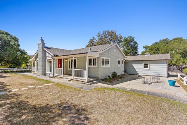 713 Salinas Monterey Highway, Salinas CA: https://media.crmls.org/mediaz/8368320d-d087-4b96-b8de-fff561461098.jpg