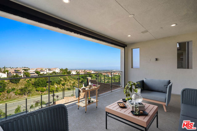 11740 Abbey Lane, Porter Ranch CA: https://media.crmls.org/mediaz/836878a4-0116-4f08-ad94-a17b90050319.jpg