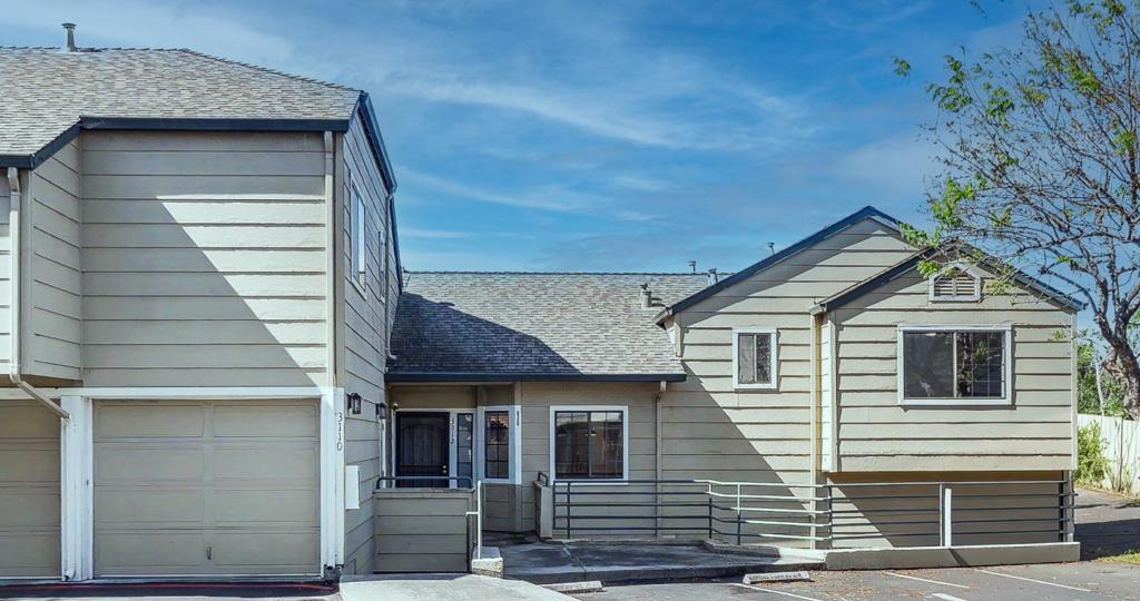3112 Heather Ridge Drive