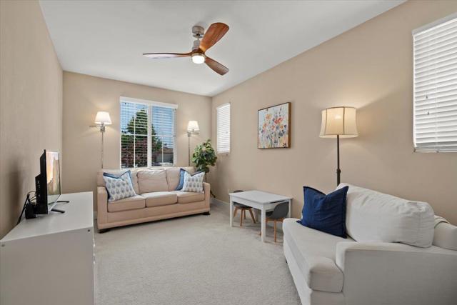 255 Stoney Creek Lane, Morgan Hill CA: https://media.crmls.org/mediaz/836976a4-7e12-4185-a136-ea90eeeab9c0.jpg