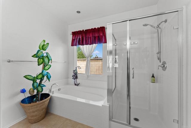 Detail Gallery Image 24 of 49 For 31557 Whitecrown Dr, Murrieta,  CA 92563 - 5 Beds | 3 Baths