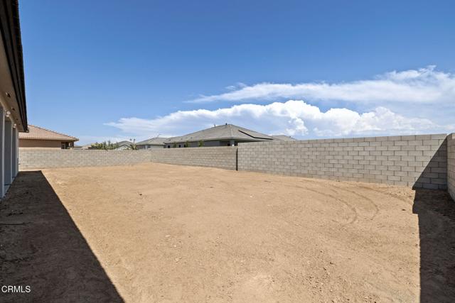 Detail Gallery Image 46 of 48 For 7422 Allenmeir Ct, Bakersfield,  CA 93314 - 4 Beds | 2/1 Baths