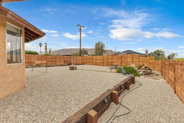 7412 Maude Adams Avenue, 29 Palms CA: https://media.crmls.org/mediaz/836ba275-4a0f-4759-a32e-b3fde422b7f0.jpg