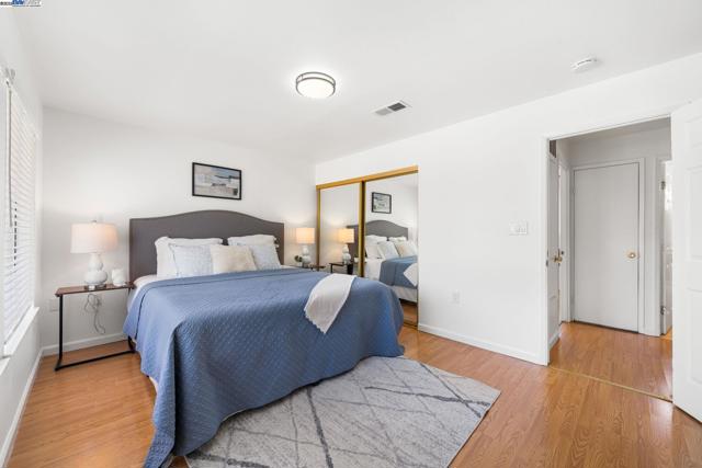 2658 Oliver Dr, Hayward CA: https://media.crmls.org/mediaz/836c7aaa-ece3-44f2-b73a-fceab0952093.jpg
