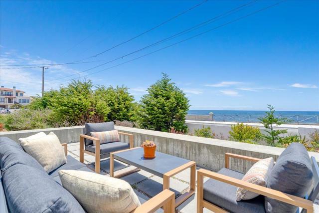 1004 W Cliff Drive, Santa Cruz CA: https://media.crmls.org/mediaz/836c80b2-7246-4028-a837-6173e21da1e1.jpg