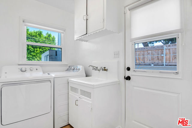 3780 Beethoven Street, Los Angeles CA: https://media.crmls.org/mediaz/836d7e86-040c-443e-985f-06422efae66c.jpg