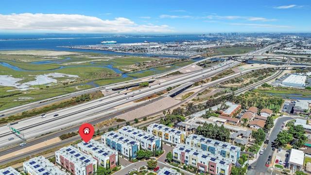 722 Anchor Ct, Chula Vista CA: https://media.crmls.org/mediaz/836d877f-8902-4666-95c6-09c9817de55b.jpg