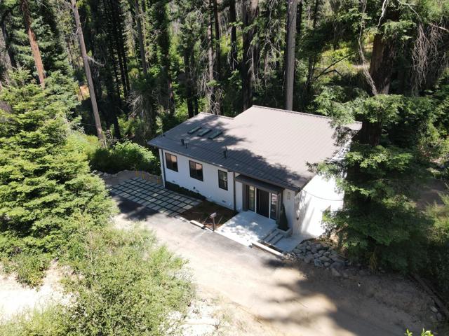 395 Boulder Brook Drive, Boulder Creek CA: https://media.crmls.org/mediaz/836e6c4f-f18d-49bb-96e8-4135dd4e8e02.jpg