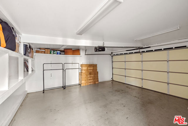 465 Westmount Drive photo 50