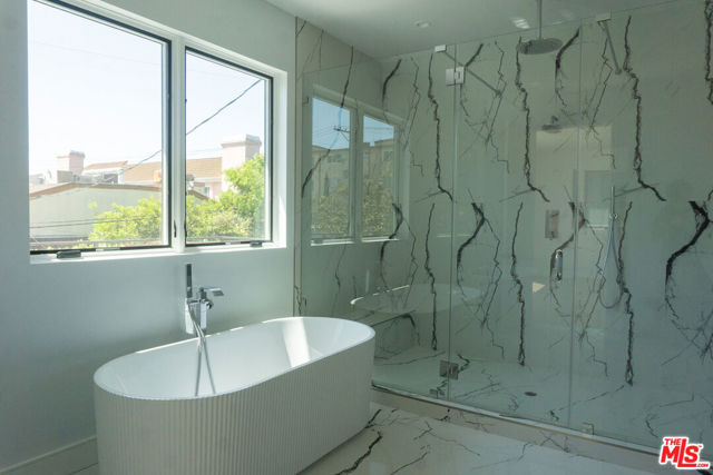 10360 Ilona Avenue, Los Angeles CA: https://media.crmls.org/mediaz/836f948d-b1cc-4c9e-9e71-47590d379a4e.jpg