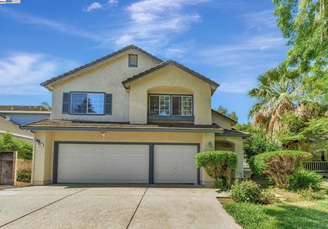 840 Menay Dr, Tracy CA: https://media.crmls.org/mediaz/8370d0e0-8cbb-46d5-9fc8-3b47821fbe9d.jpg