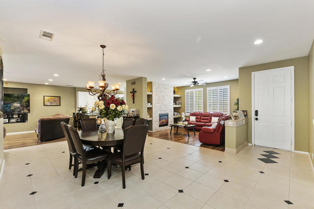 009_Dining Area