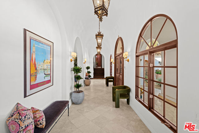 2347 E Valley Road, Santa Barbara CA: https://media.crmls.org/mediaz/83721e8e-959f-4247-a21e-95d5a955c936.jpg