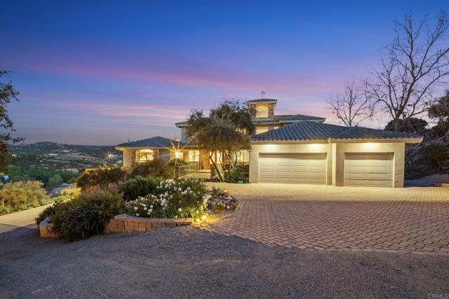 18351 WOODS HILL, Ramona CA: https://media.crmls.org/mediaz/83727c0c-2cbe-40ad-8aad-e78430eb5e8e.jpg
