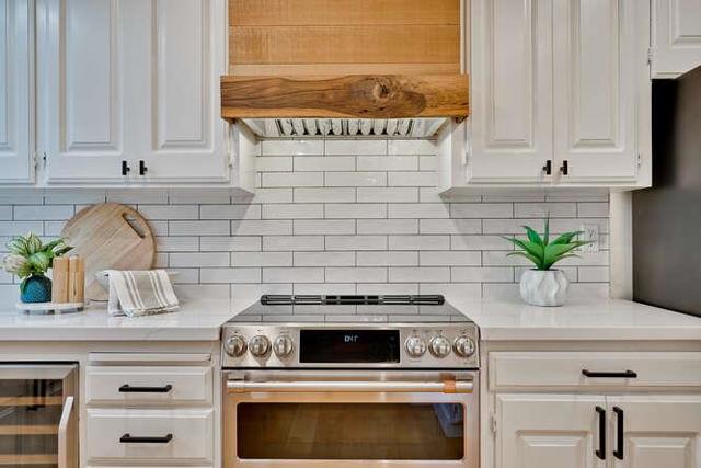 269 Bush Street, Mountain View CA: https://media.crmls.org/mediaz/83727d28-588f-451b-a7d7-72e86733469c.jpg
