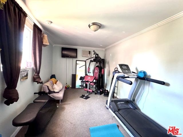 3704 W 111th Place, Inglewood CA: https://media.crmls.org/mediaz/8373248f-327a-45b6-9316-e9c35ade8815.jpg