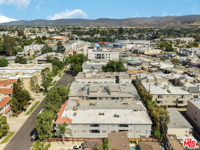 Image 14 of 21 For 5712 Camellia Avenue