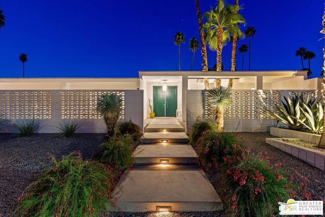 2280 S Camino Real, Palm Springs, CA 92264