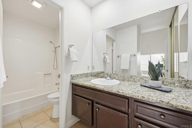 Detail Gallery Image 17 of 26 For 1540 Granite Hills Dr a,  El Cajon,  CA 92019 - 2 Beds | 2 Baths