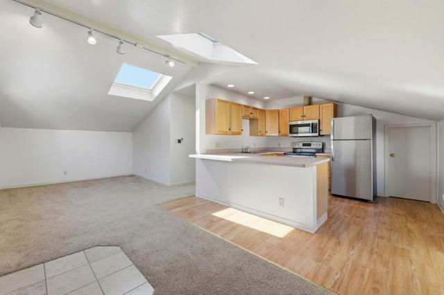 809 E 5th Avenue, San Mateo CA: https://media.crmls.org/mediaz/83750e25-7f45-4fd7-a19b-4ce45ab6c3c2.jpg