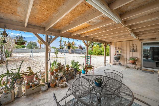 30201 San Diego Drive, Cathedral City CA: https://media.crmls.org/mediaz/83770685-6360-412e-b912-080d0aa087f3.jpg