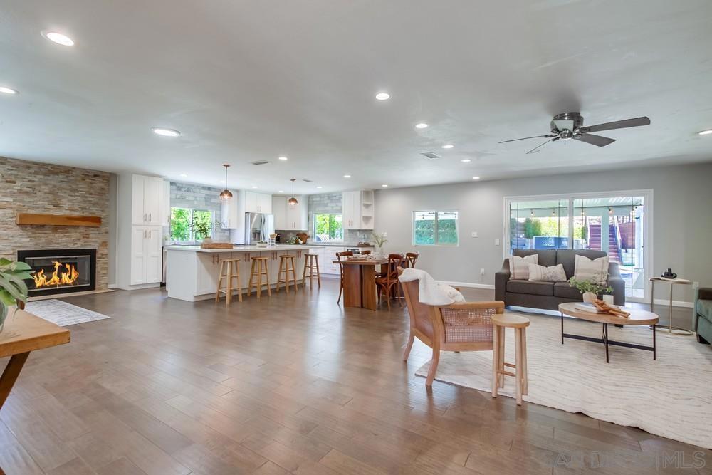 MLS #250035430SD image #9