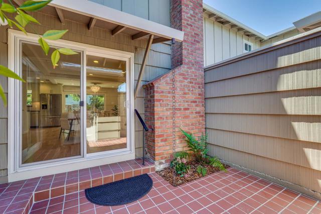 411 Lotus Lane, Mountain View CA: https://media.crmls.org/mediaz/8377d6fe-4fcd-4436-ba41-287f15ea033c.jpg